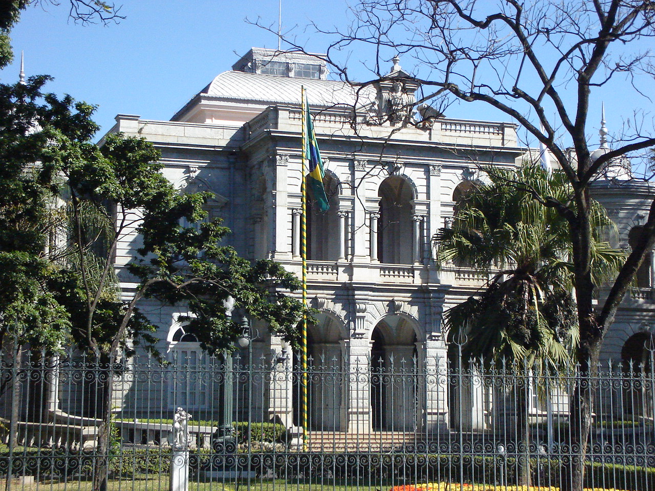 Fachada eclética do Palácio da Liberdade, Praça da Liberdade, Belo Horizonte.